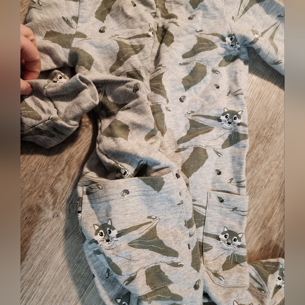 Cozy Gray Hooded Kids Footie with Animal Design - Picture 4 of 6